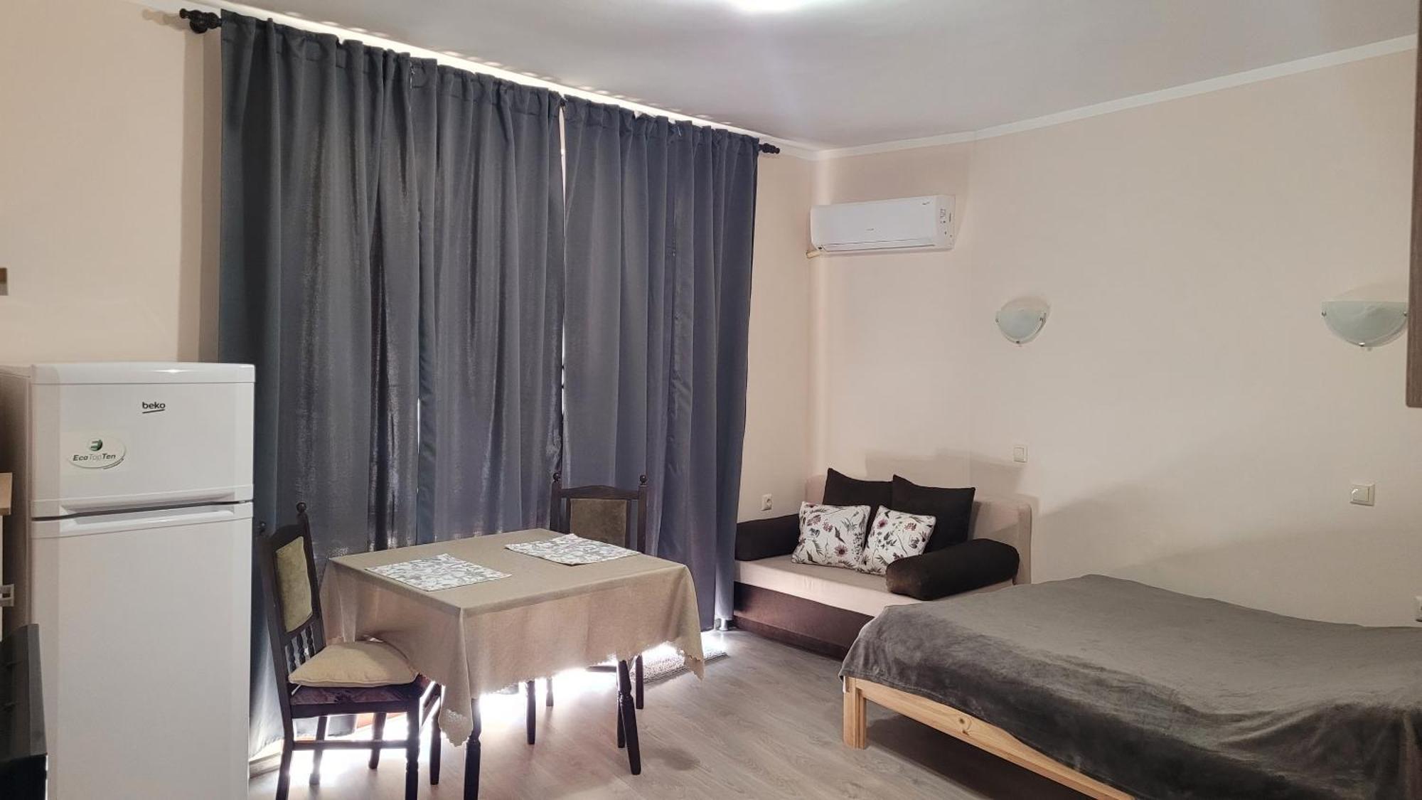 На Море В Сарафово Burgas City Exterior foto